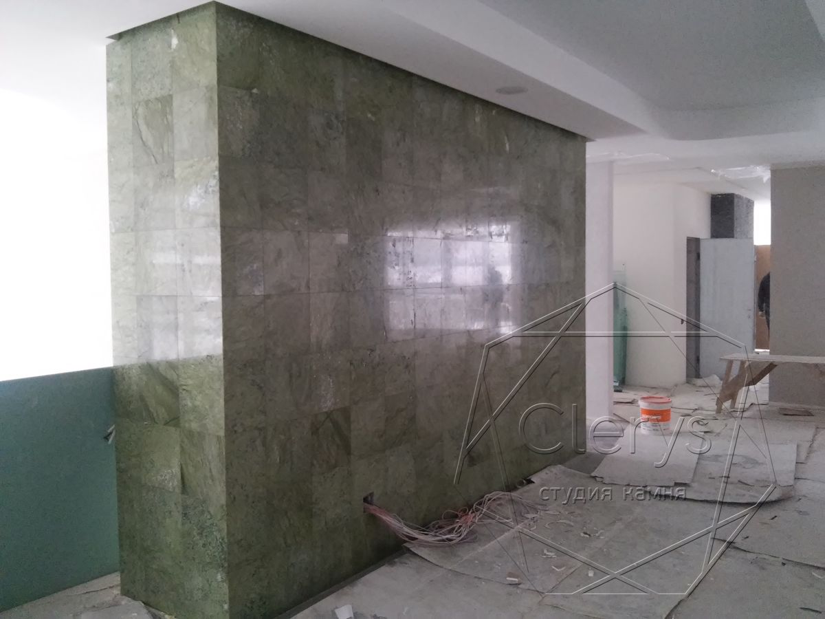 стена из натурального камня